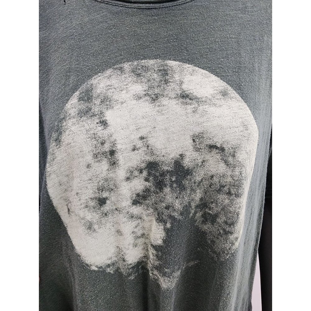 Magnolia Pearl Olive Green Short Sleeve Tee with Cream Moon Graphic - Picture 3 of 6
